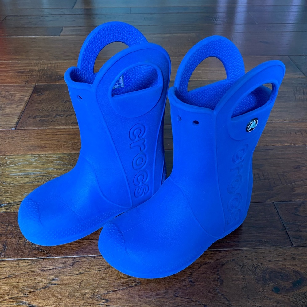 Crocs blue rain boots size 11